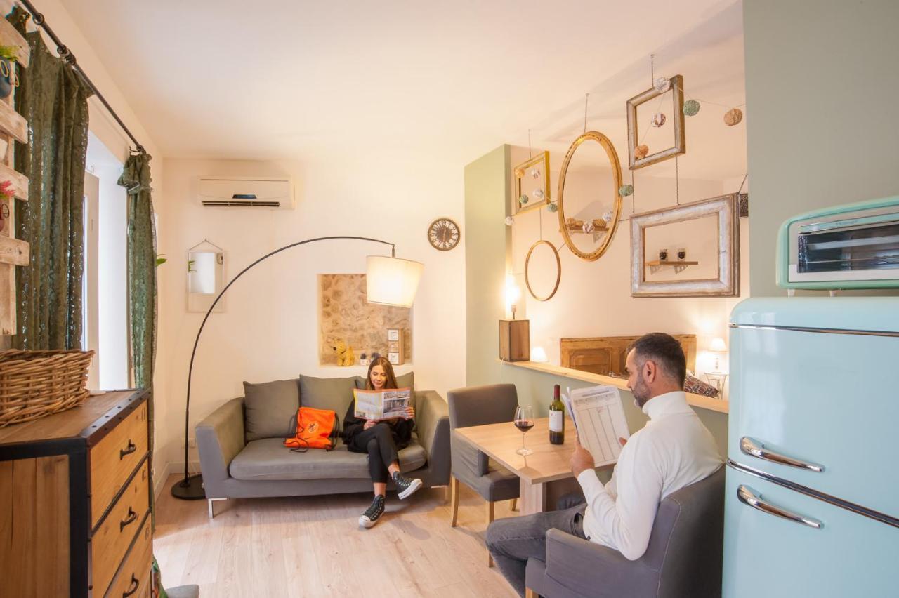 Homes4Holidays - Artistic Nest سيراكوزا المظهر الخارجي الصورة